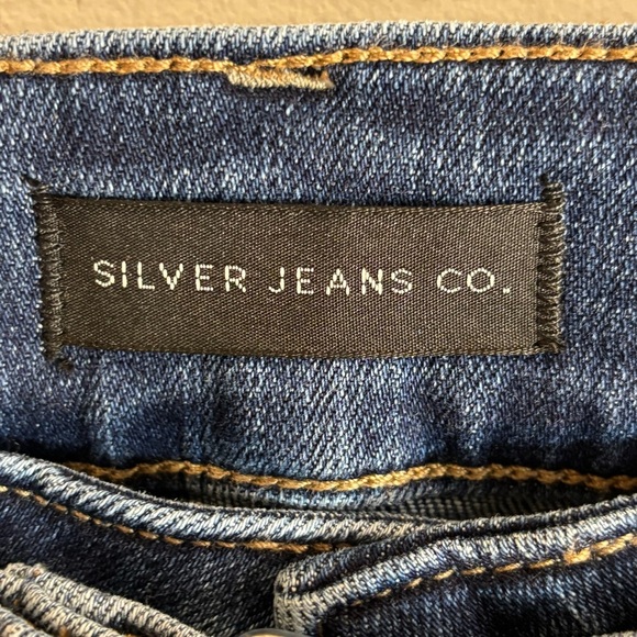 SILVER JEANS Sz 26 x 31L Be Low Flare Belt Low Rise Blue Jeans NEW WITH TAGS - Picture 5 of 13